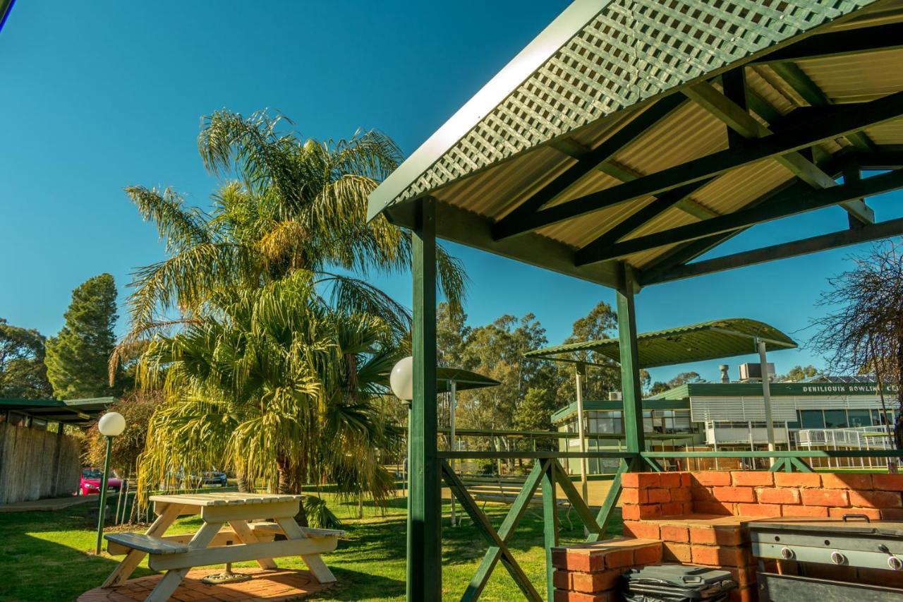 Deniliquin Country Club Motor Inn Dış mekan fotoğraf
