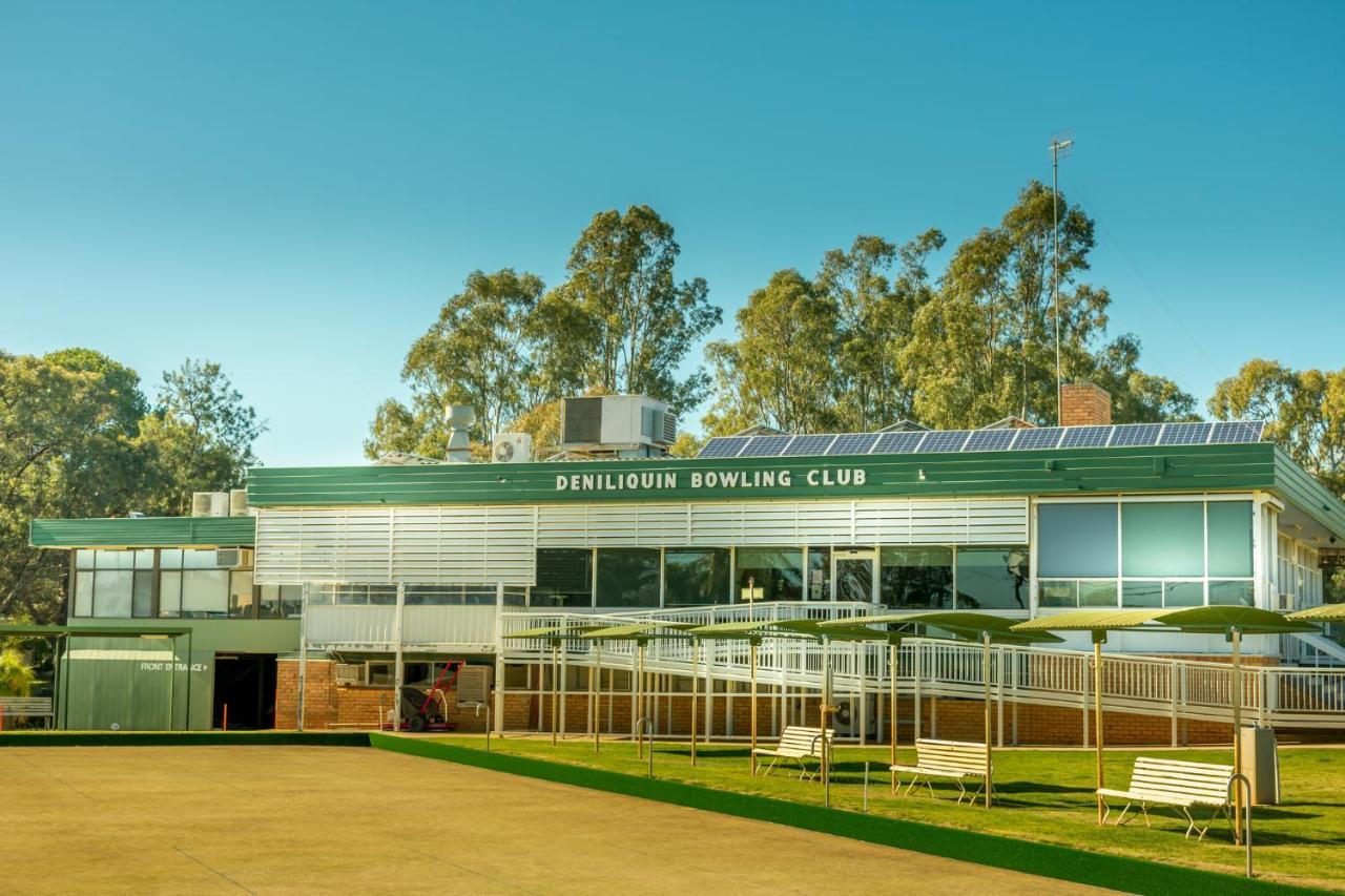 Deniliquin Country Club Motor Inn Dış mekan fotoğraf