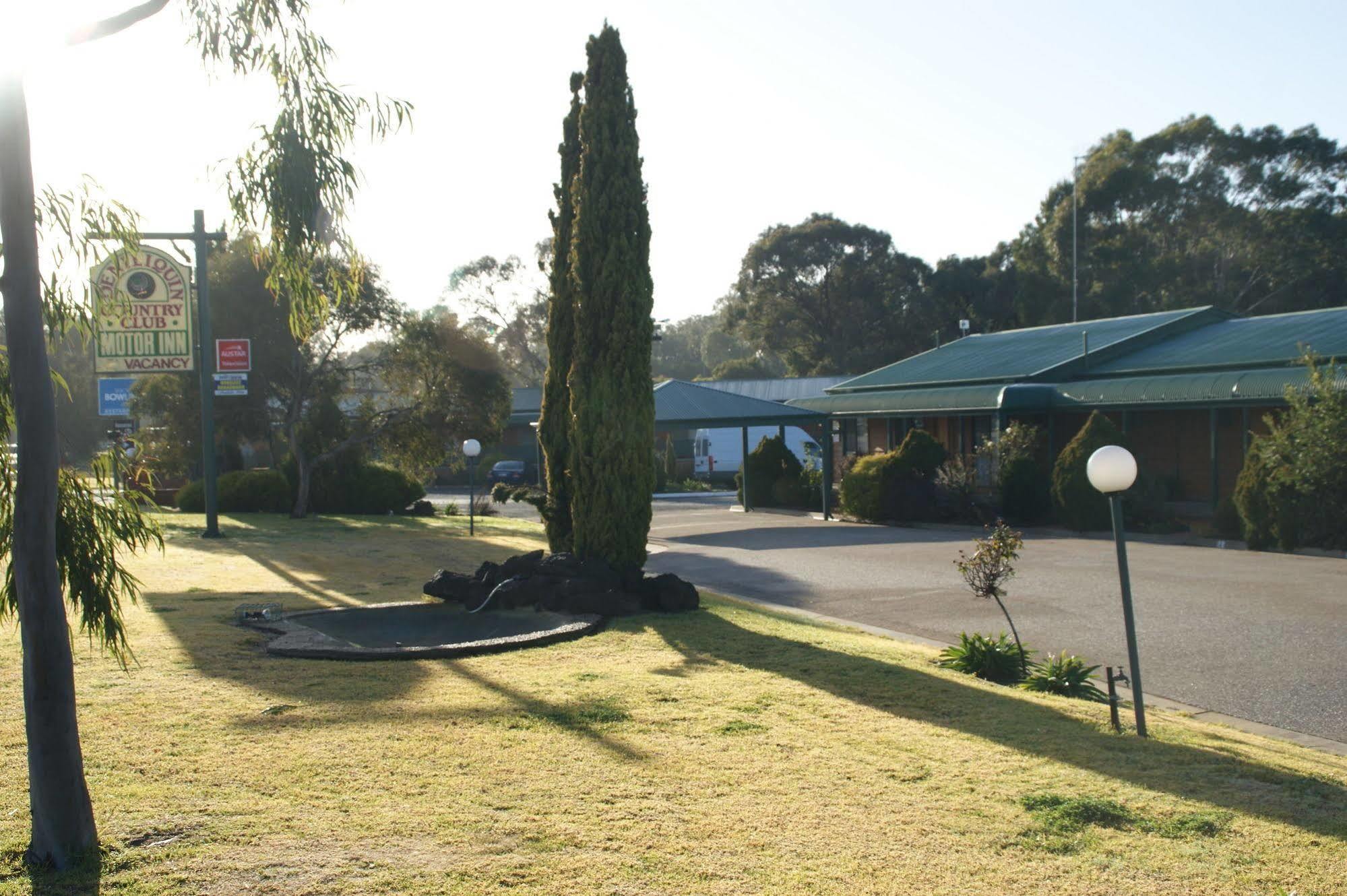 Deniliquin Country Club Motor Inn Dış mekan fotoğraf